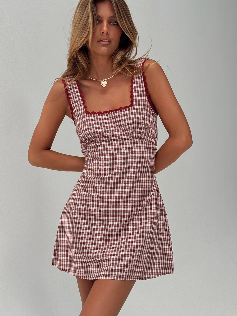 Princess Polly- DASHA mini dress- Gingham Square-Neck Mini Dress in Burgundy